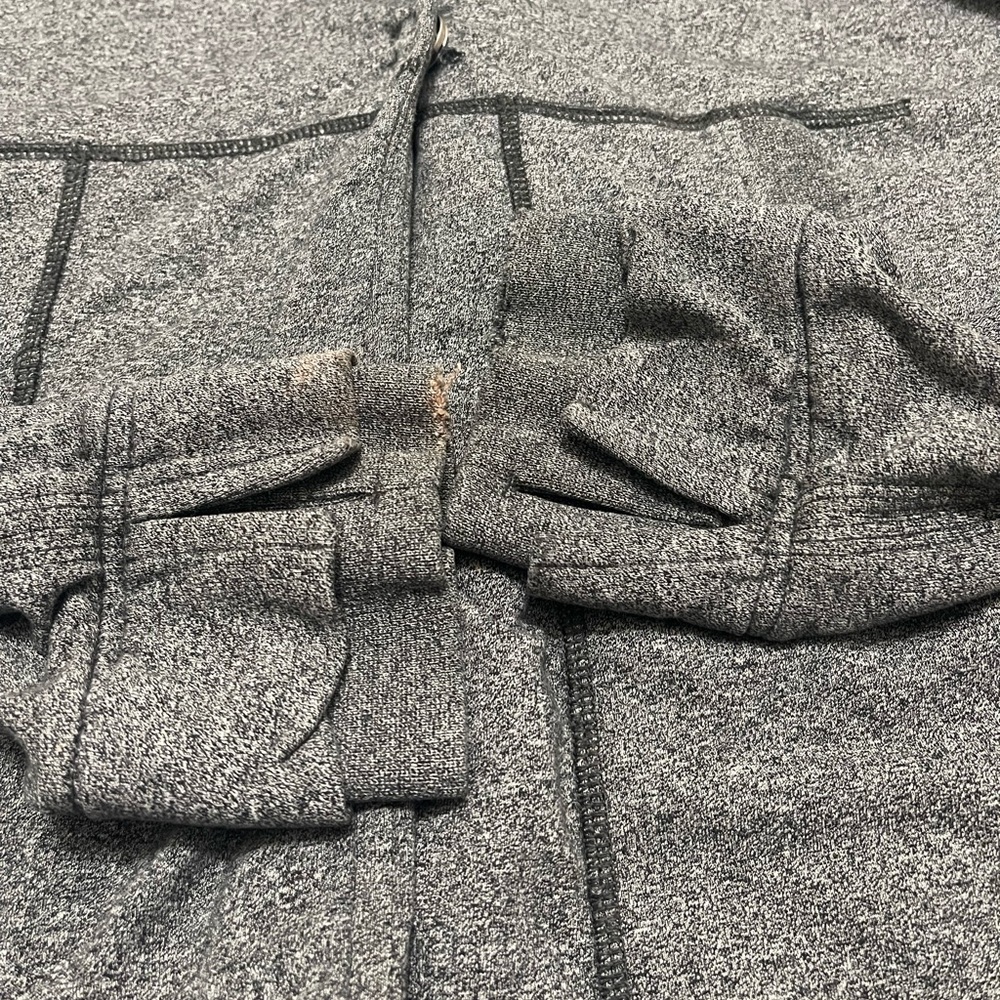 Lululemon Women’s Size 4 Hoodie Snap Close Yoga Jacket Oversized Hood Gray FLAWS - Picture 6 of 15